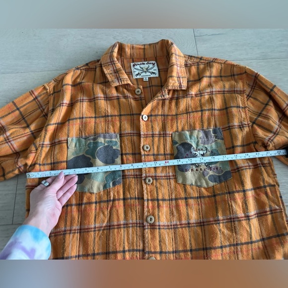 Vintage Pirate Surf Men’s Flannel Button Down size small - Picture 7 of 7